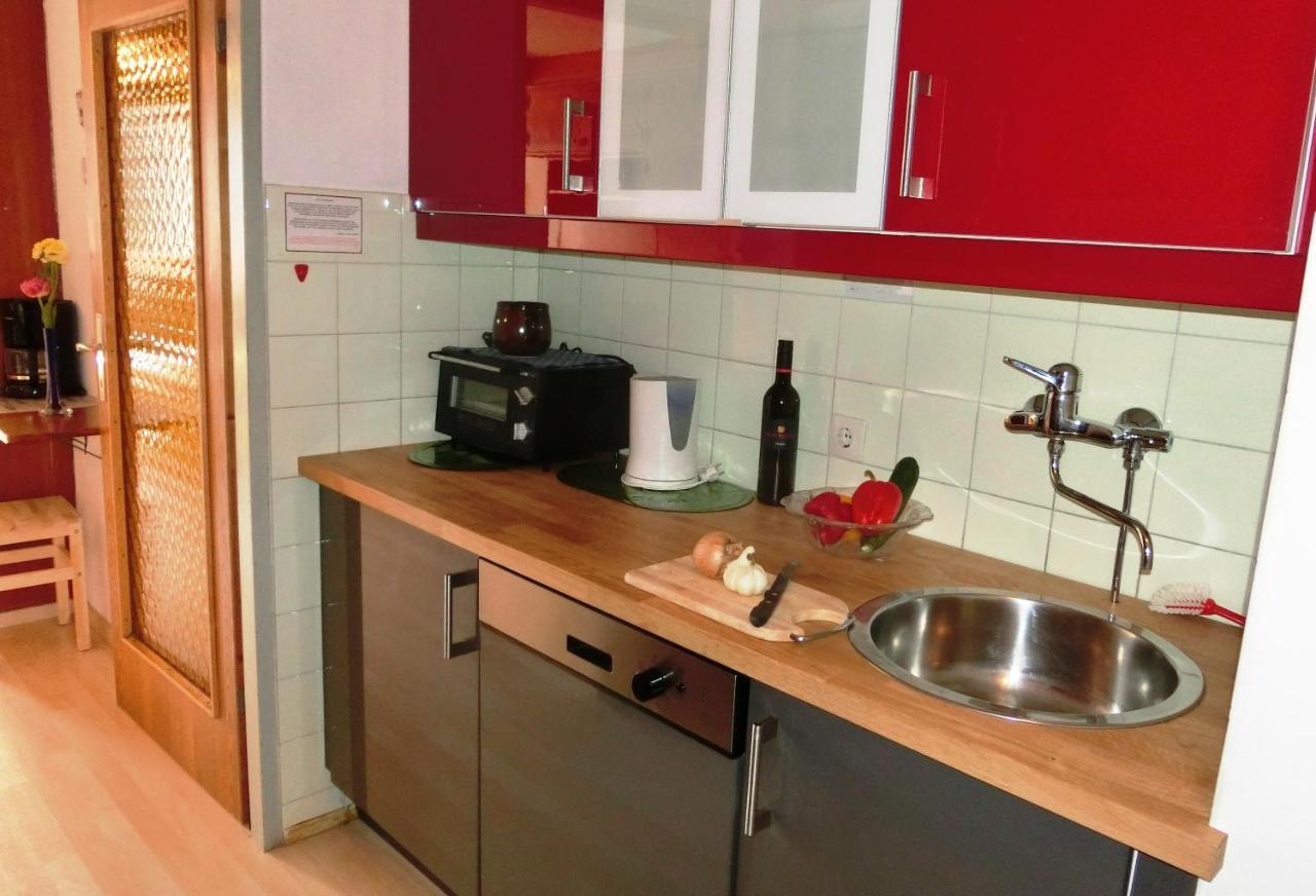 Maren Seeblick Appartement Haus Haensel&Gretel Direkt Am Ossiacher See Mit Hallenbad Stiegl Exterior foto